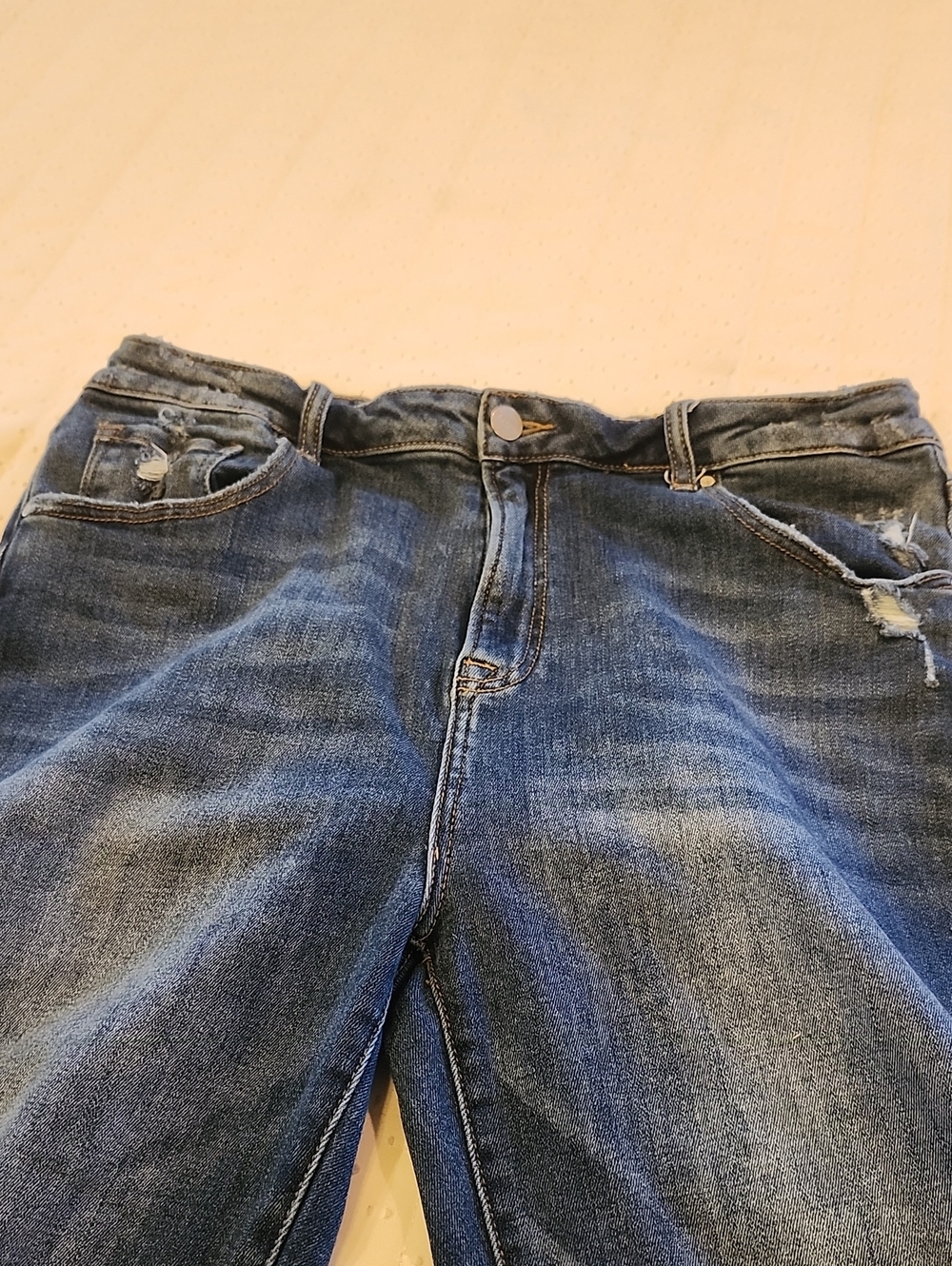 Risen Women's Distressed Blue Jeans Flare Bottom Sz 1X - Picture 8 of 12